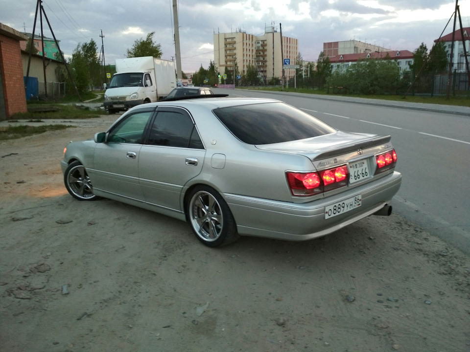 Toyota Crown s170 athlete арт