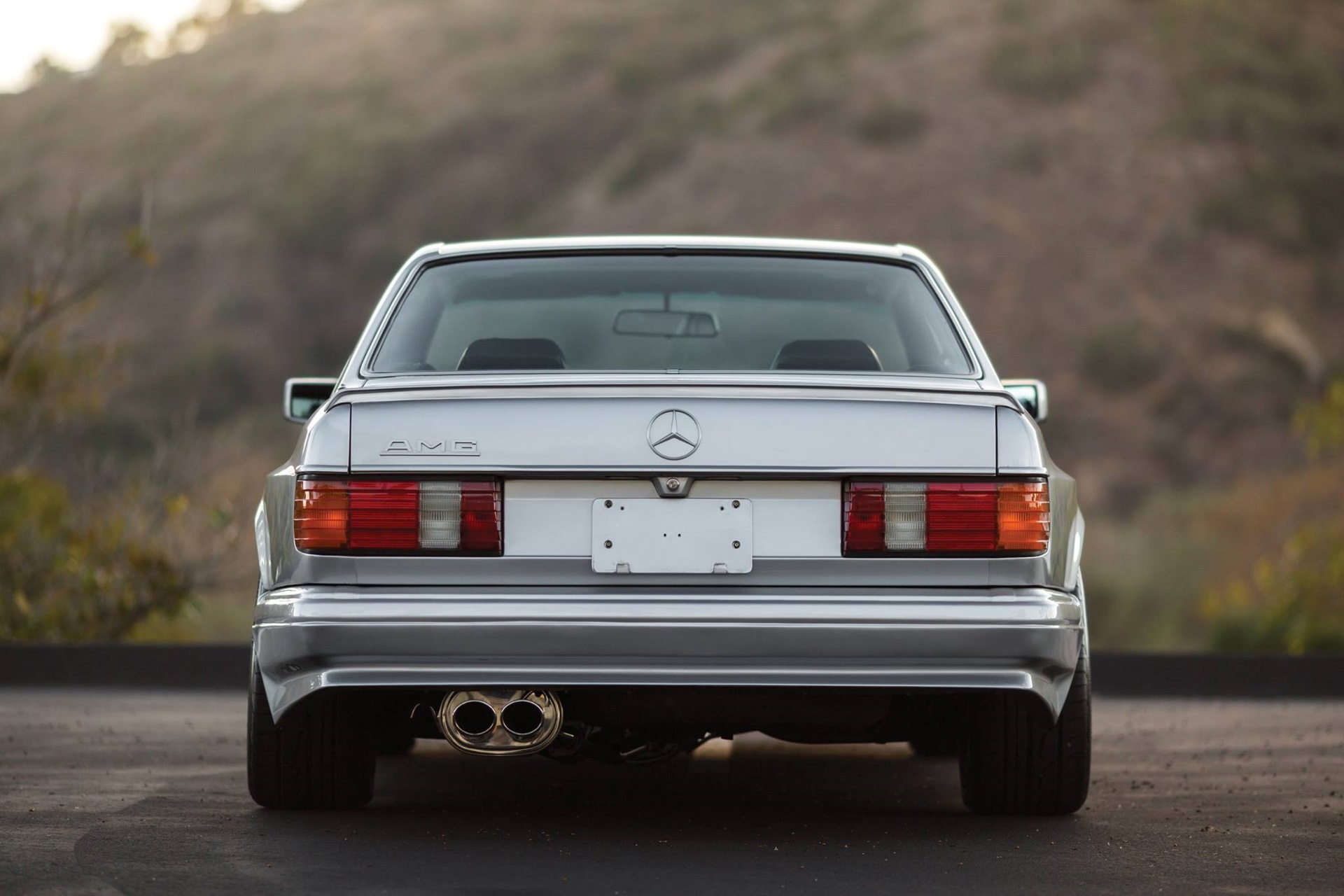 Mercedes Benz 560 sec