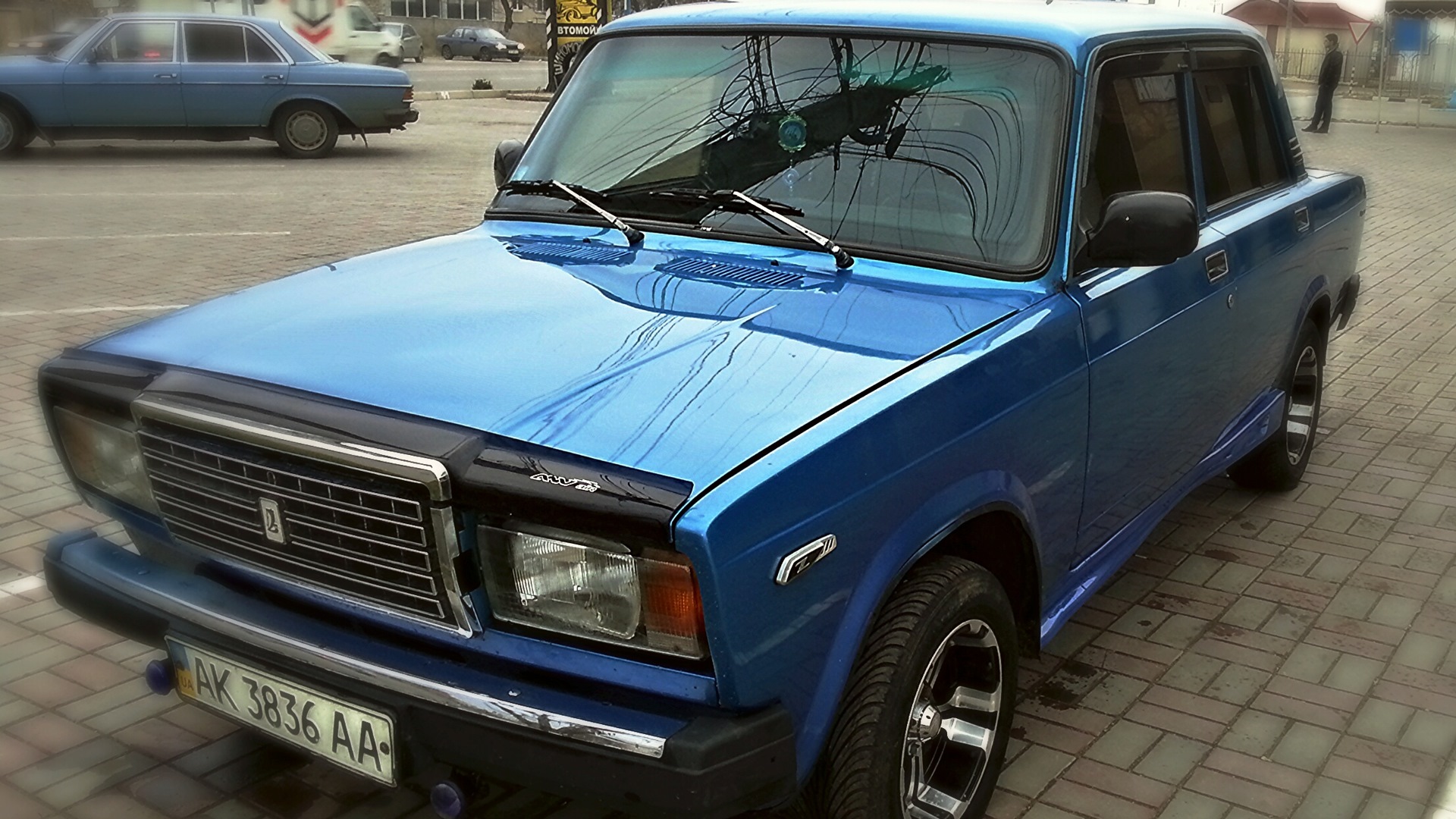 ВАЗ 2107 синий металлик