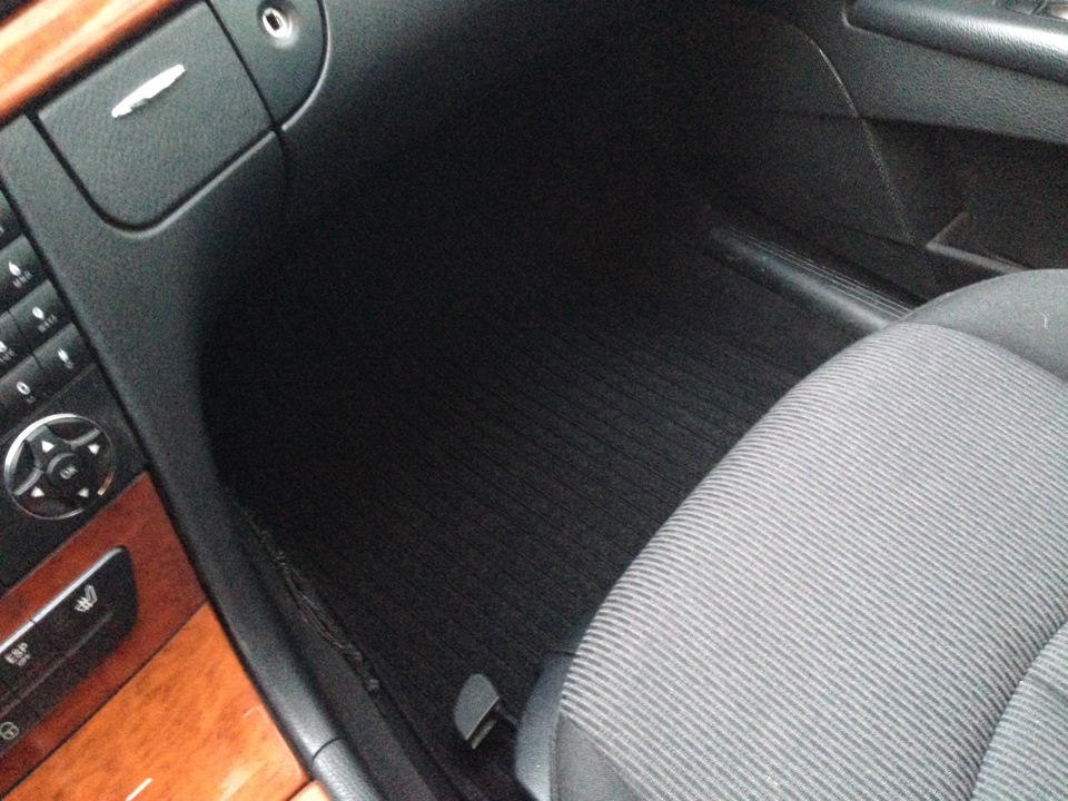 Коврики в салон — Mercedes-Benz E-class Estate (S211), 3 л, 2006 года ...