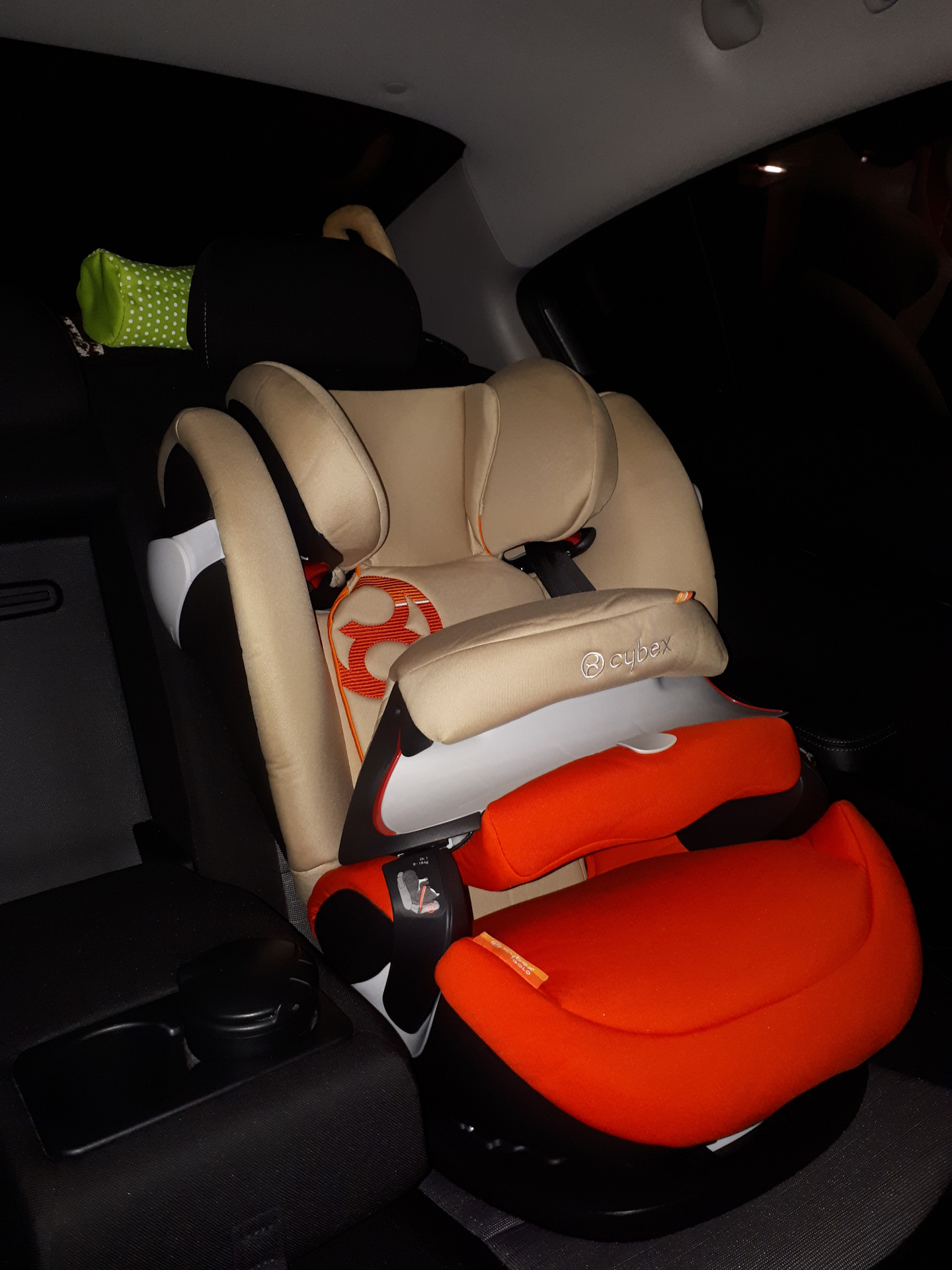 Автокресло cybex со столиком