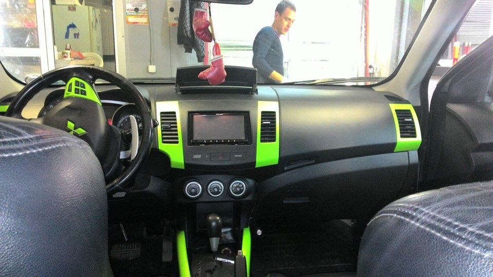 Оклейка пластика салона mitsubishi outlander — DRIVE2