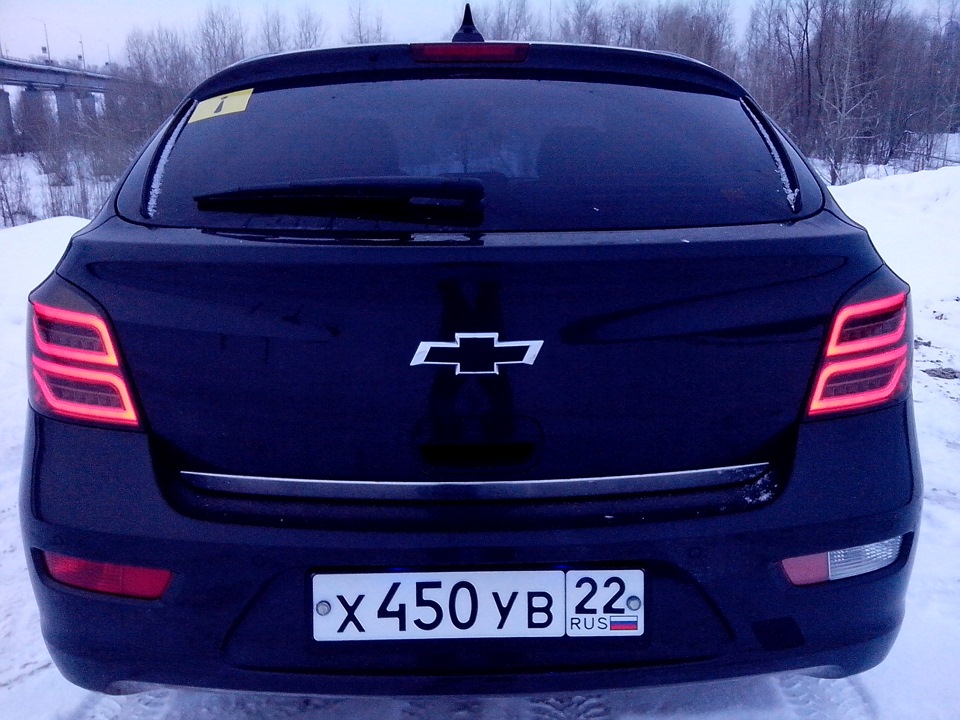 Мерседес оптиков. Chevrolet Cruze хэтчбек фары.