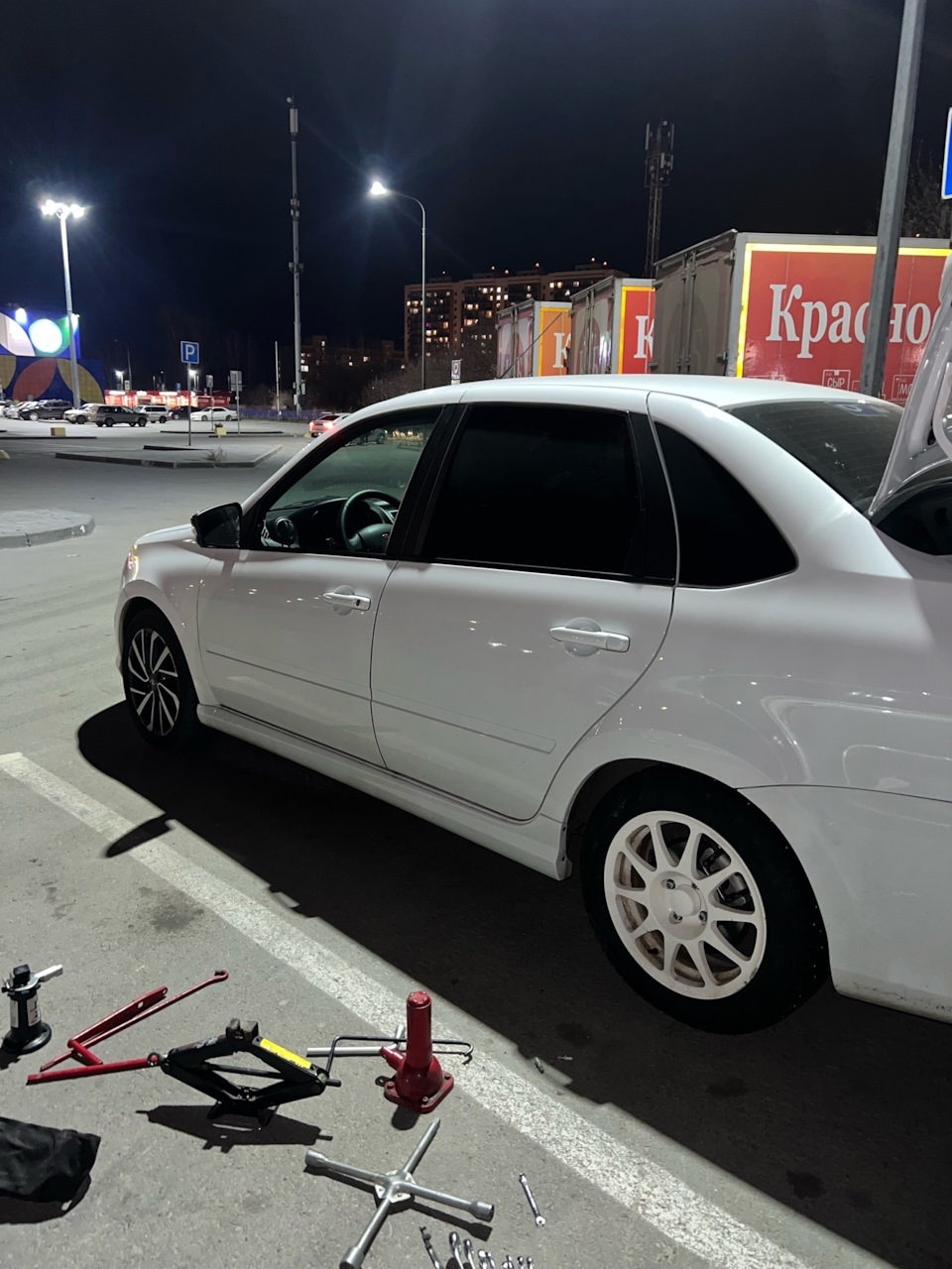 Переобувка на зиму (ВСМПО Солярис) — Lada Granta Sport, 1,6 л, 2024 ...