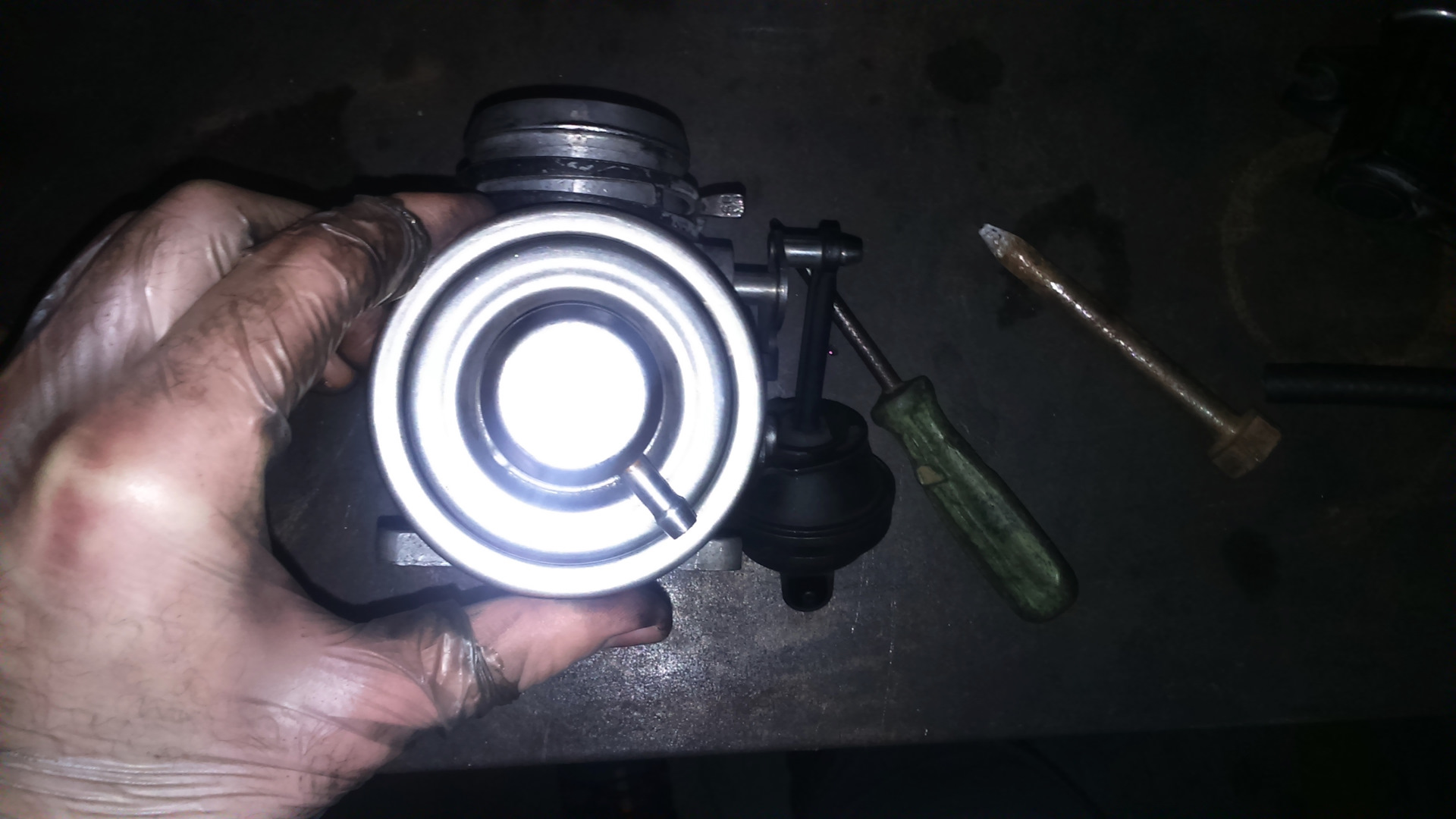 Разбор клапана ЕГР для дефектовки его мембраны и покупка б/у клапана ...