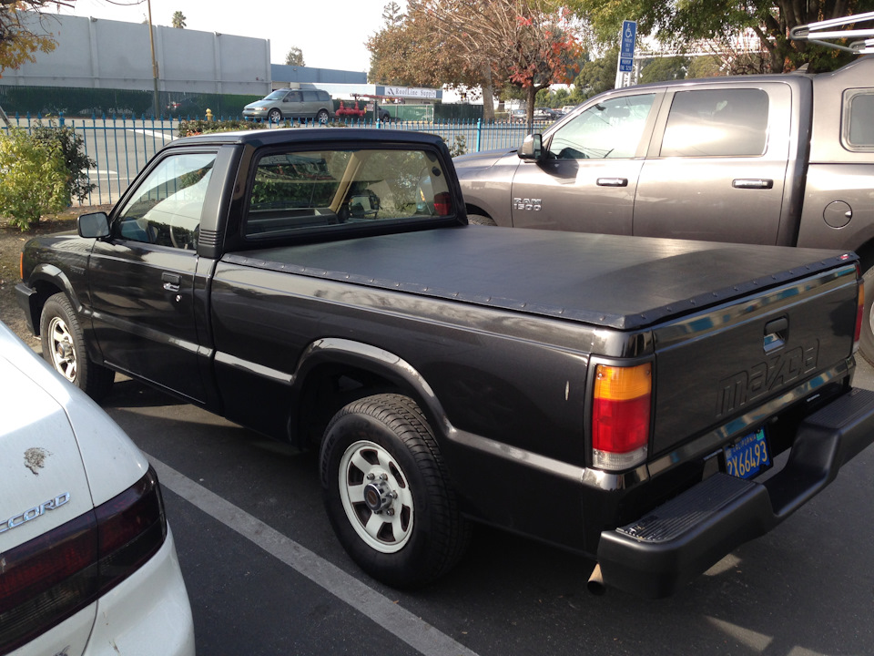 Vinyl Tonneau Cover Mazda B Series 2 0 Liter 1987 Year On Drive2