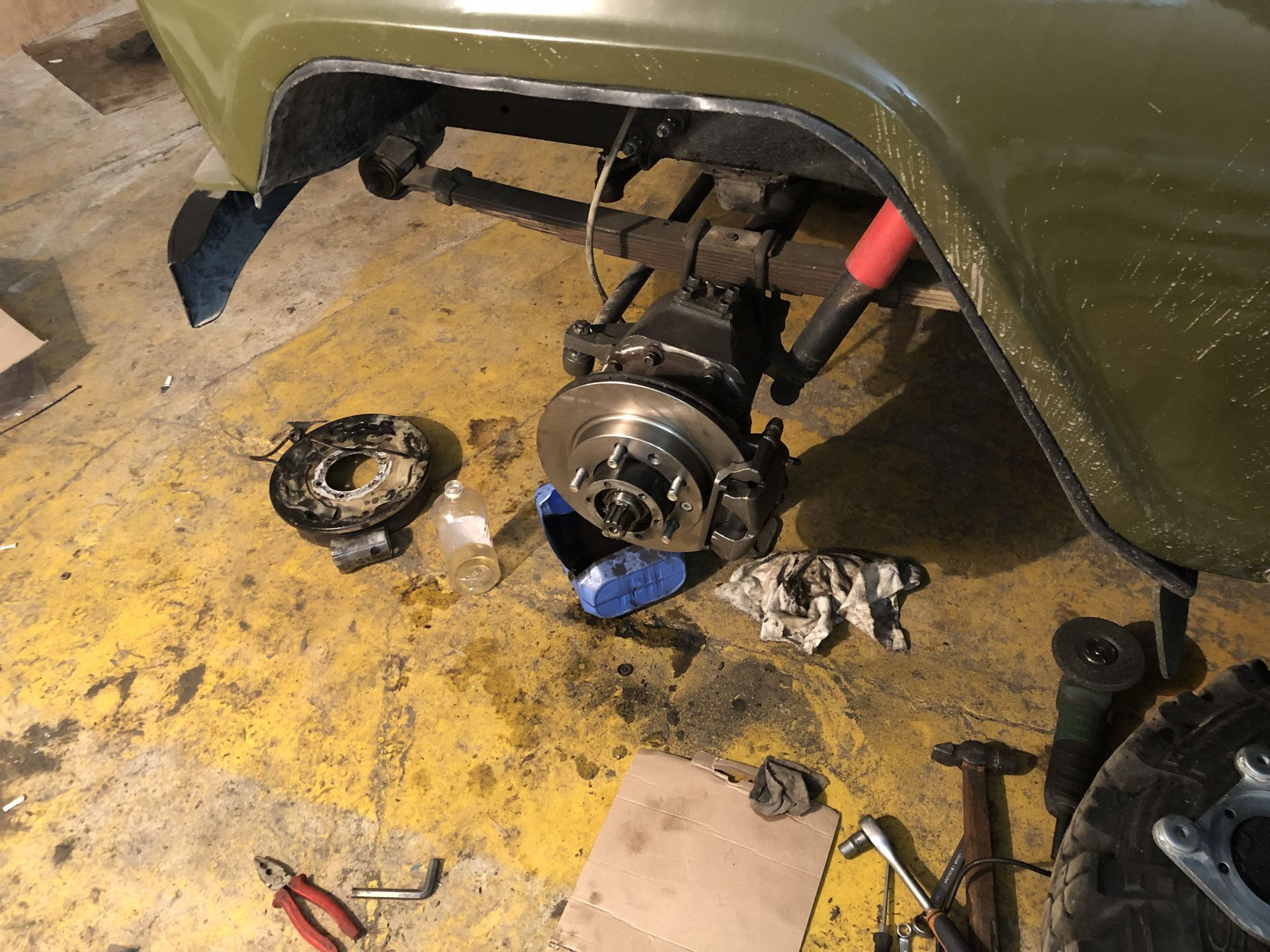 Установка тормозов начата — УАЗ 3151, 2,5 л, 2002 года | своими руками ...