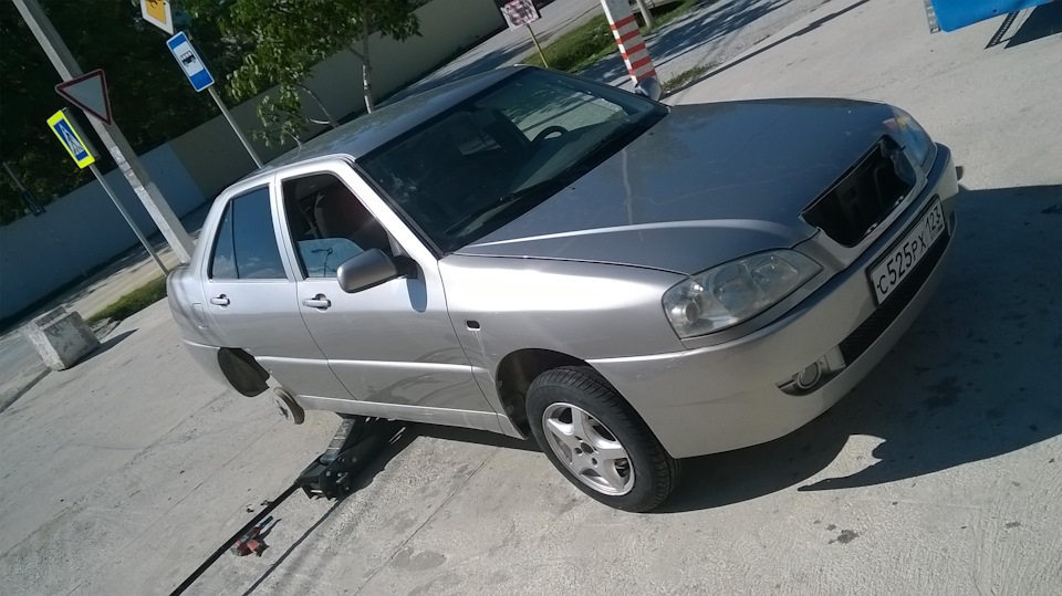 замена резины — Chery Amulet, 1,6 л, 2006 года | колёсные диски | DRIVE2