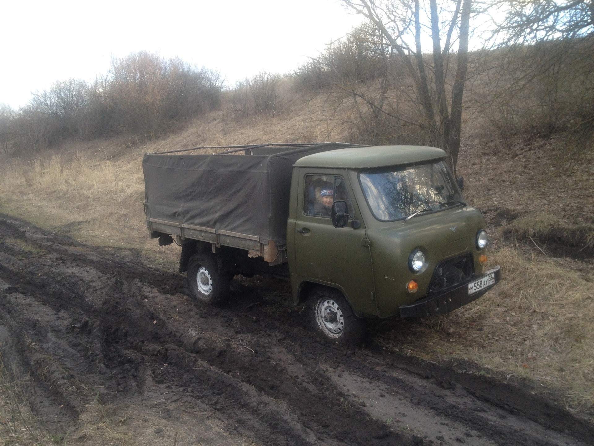 Делаем уаз 3303. УАЗ 3303 2.4 МТ,. УАЗ 3303 бортовой тентованный. УАЗ 3303 1990. УАЗ 3303 грузоподъемность.