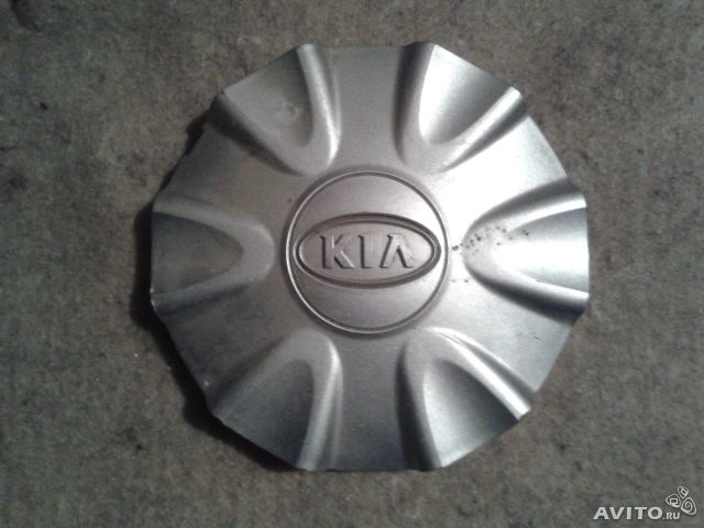 Колпаки на колеса киа. Колпак колесный Kia Rio 2. Заглушки дисков Kia Rio 1. Колесный колпак Киа Рио 2006 год. Kia Rio II колпачок на колесо.