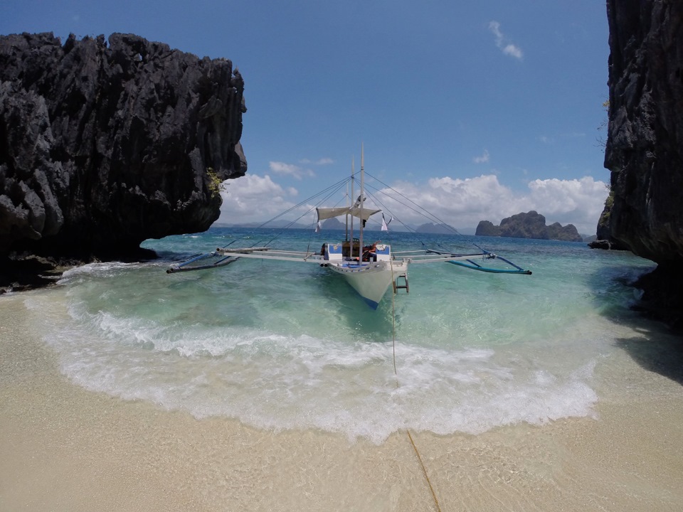 The Philippines nosebridge El Nido  April 2015