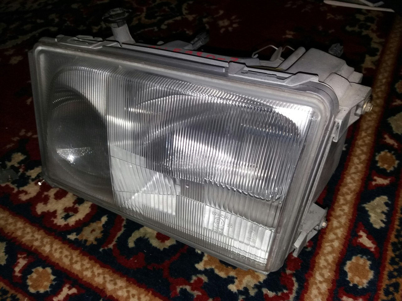 Заменил фары — Mercedes-Benz E-Class (W124), 3,2 л, 1993 года | своими ...