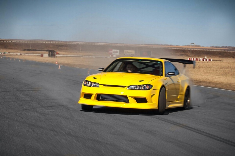 Nissan Silvia s15 NGK