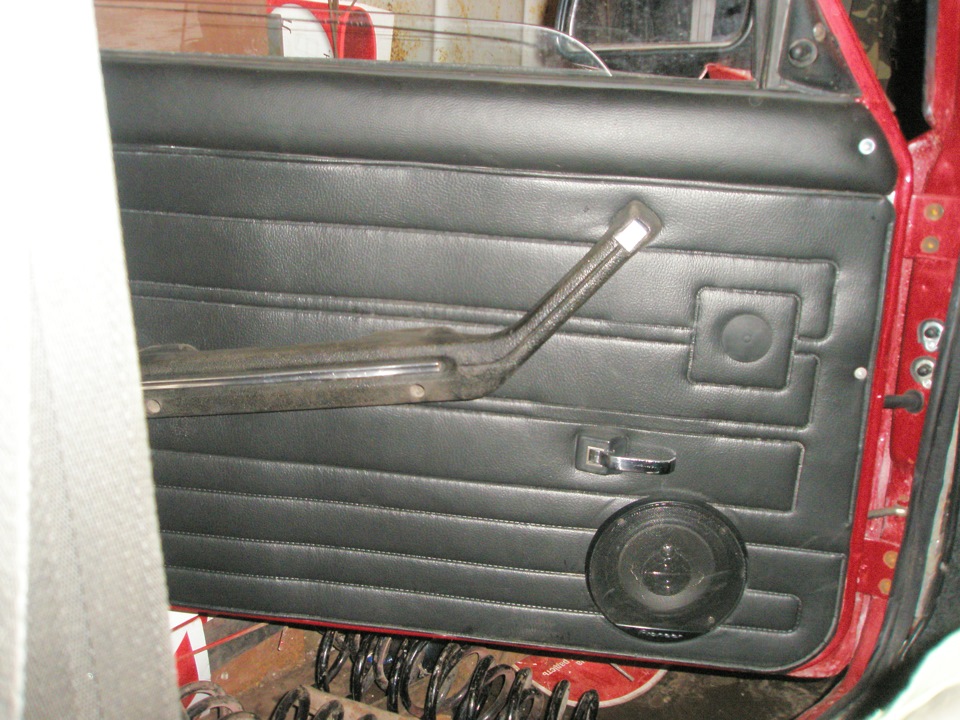 Тюнинг салона-люк в потолок и полная электрификация салона классики ...