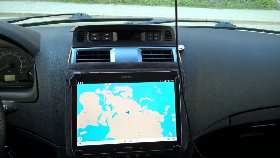 Самый дешевый способ крепления планшета… — DRIVE2
