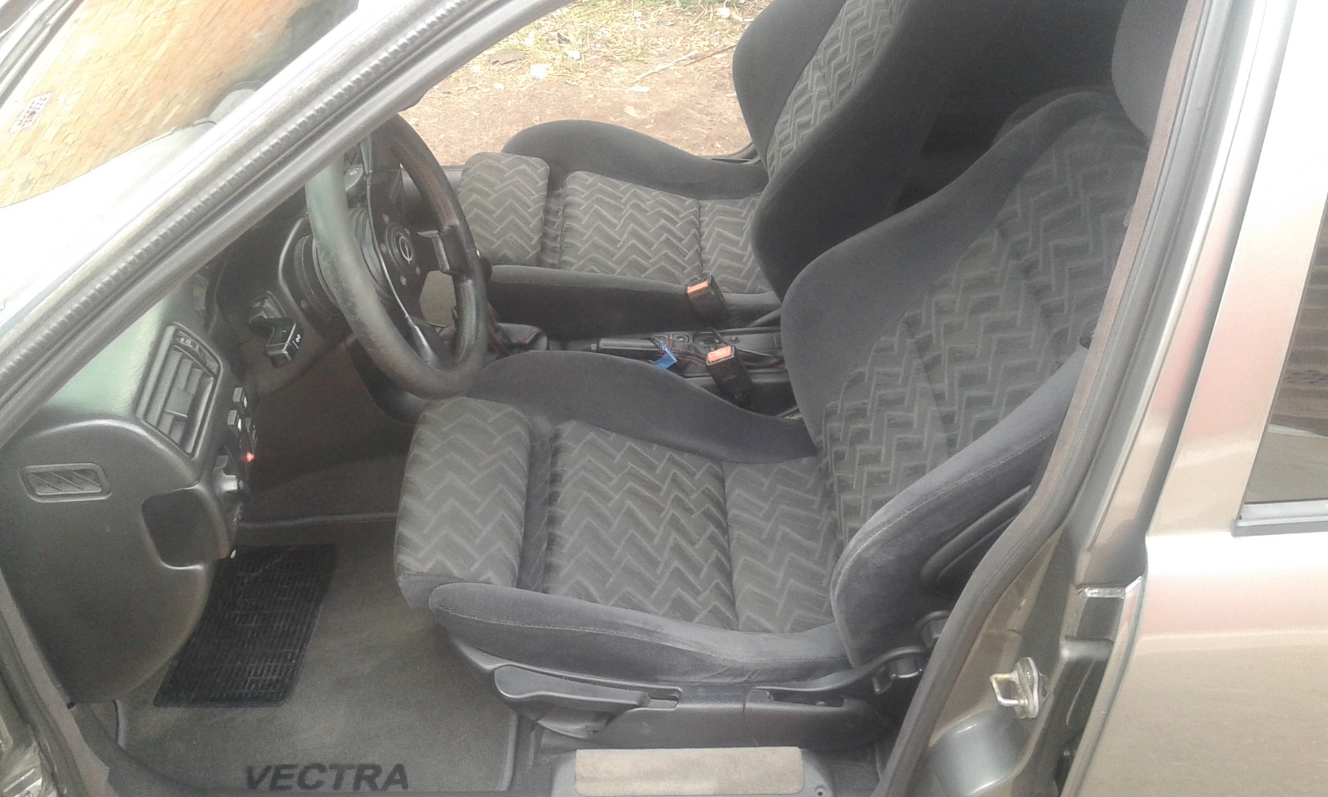 Сиденья опель вектра б. Opel Vectra 1996 сиденья. Opel Vectra b Recaro. Opel Vectra b сиденья. Передние сиденье Opel Vectra a Recaro.