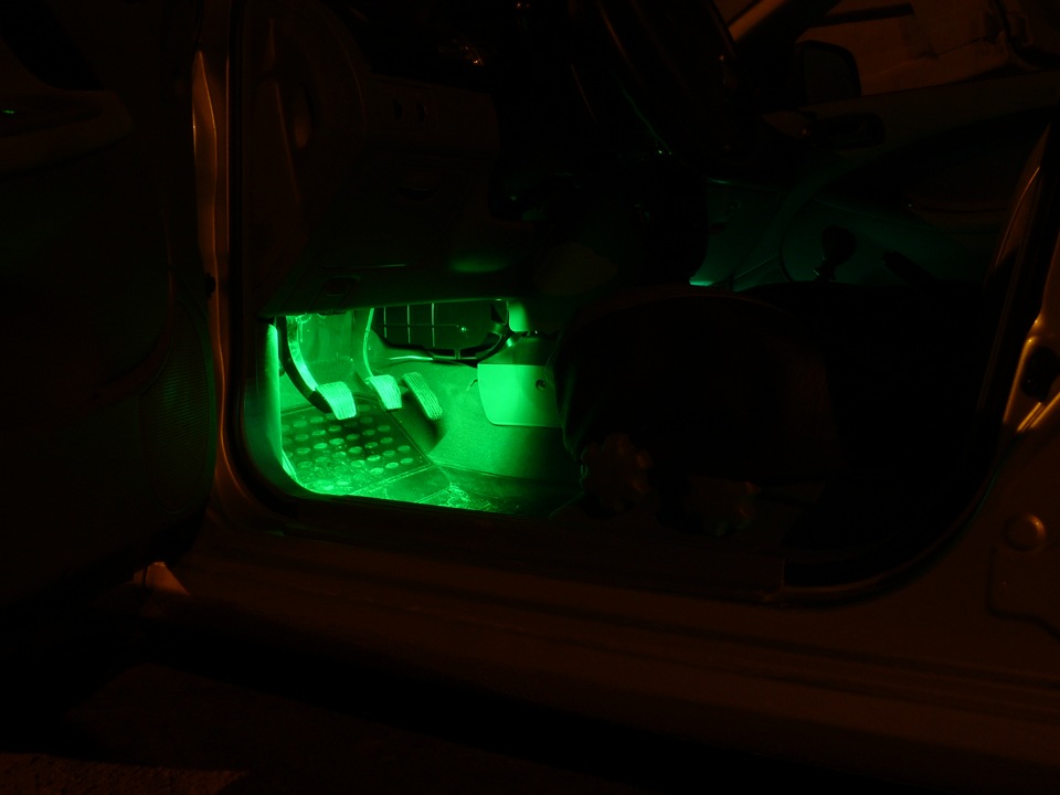 Подсветка ног — Chevrolet Lacetti 5D, 1,4 л, 2010 года | стайлинг | DRIVE2