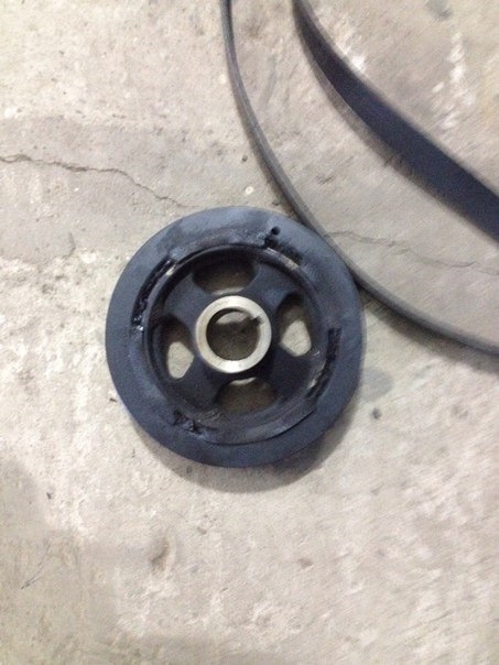 Течь сальника хвостовика и шкива коленвала, замена ремня — Mitsubishi ...