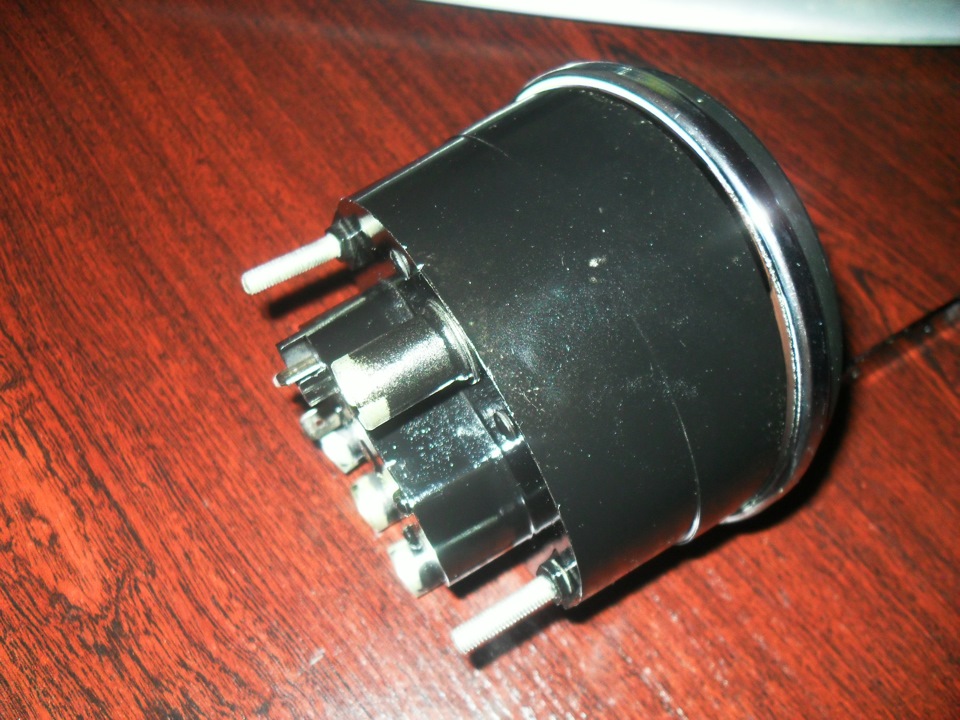 Выносной тахометр с ВАЗ 2106 в ВАЗ 2105 — Lada 21058, 1,2 л, 1987 года ...