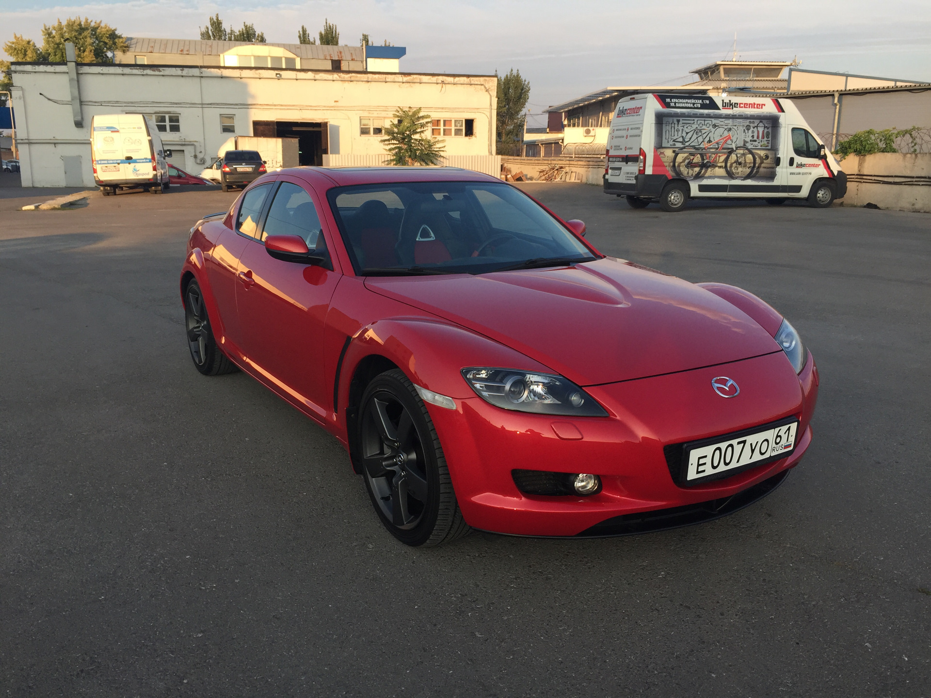 Mazda RX 8 Red