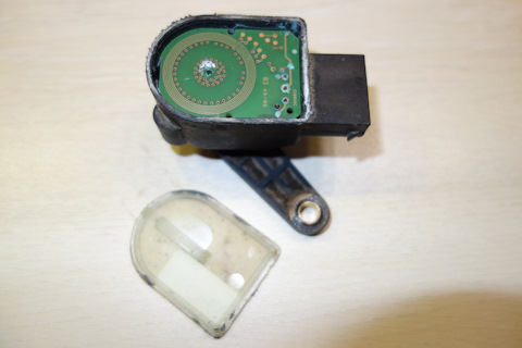 Датчик уровня света паджеро 4. Ремонт датчиков положения. Ремонт датчика. Ремонт датчиков положения. Датчик положения фар субару аутбек 2006 передний и задний.