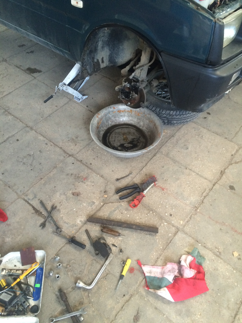 Замена ремкомплекта переднего суппорта — СеАЗ 11113 Ока, 0,8 л., 2006 ...