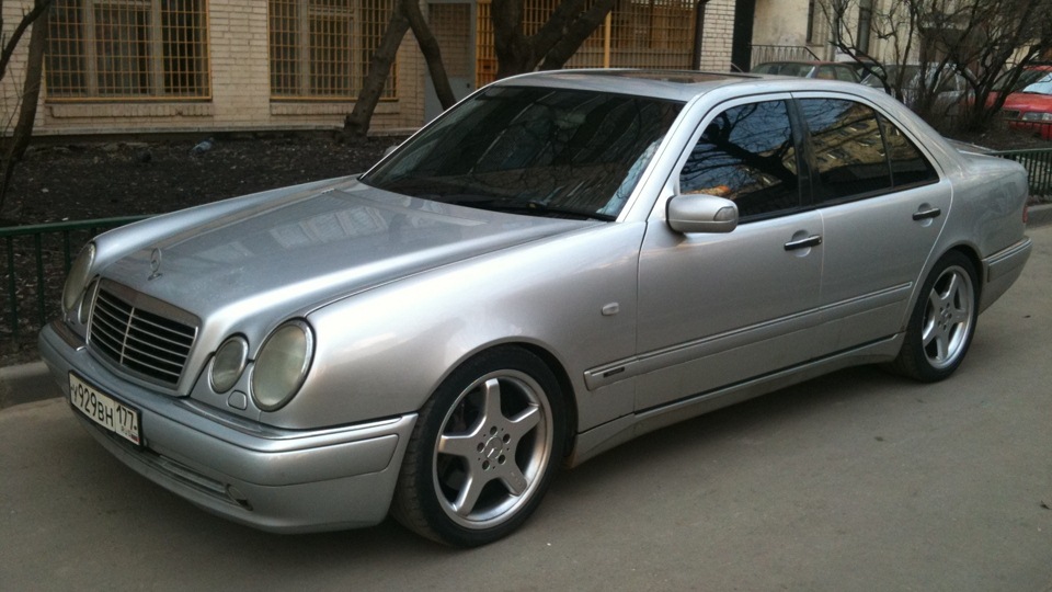 Мерседес w210 e200