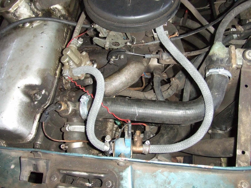 запах бензина при торможении двигателем — Москвич 2141, 1,8 л, 1991 ...