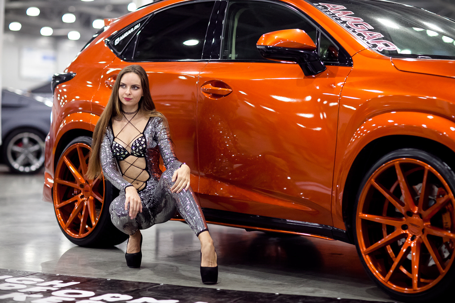 Девушки 2016. Московское тюнинг шоу 2016 девки. Auto Tuning show 2022 девушки. Тюнинг шоу 2015 рыжая.