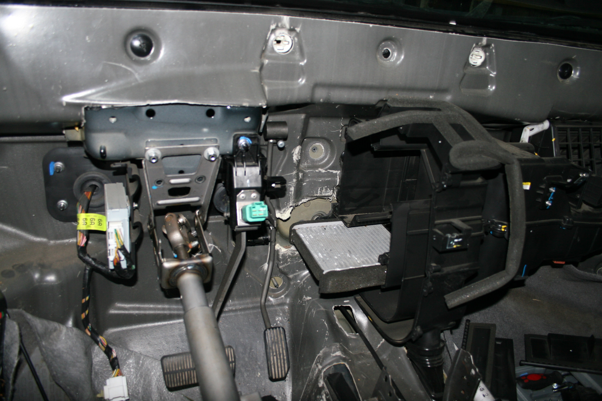 Как адаптировать лачетти. Лачетти пружина дроссельной заслонки. Лачетти пружина дроссельной заслонки. Разъём панели приборов lacetti. Адаптация дроссельной заслонки шевроле лачетти.