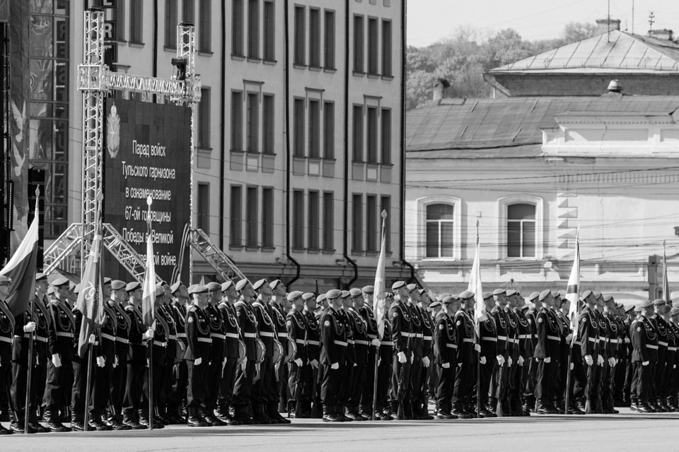 Цветное фото из черно белого онлайн 9 мая