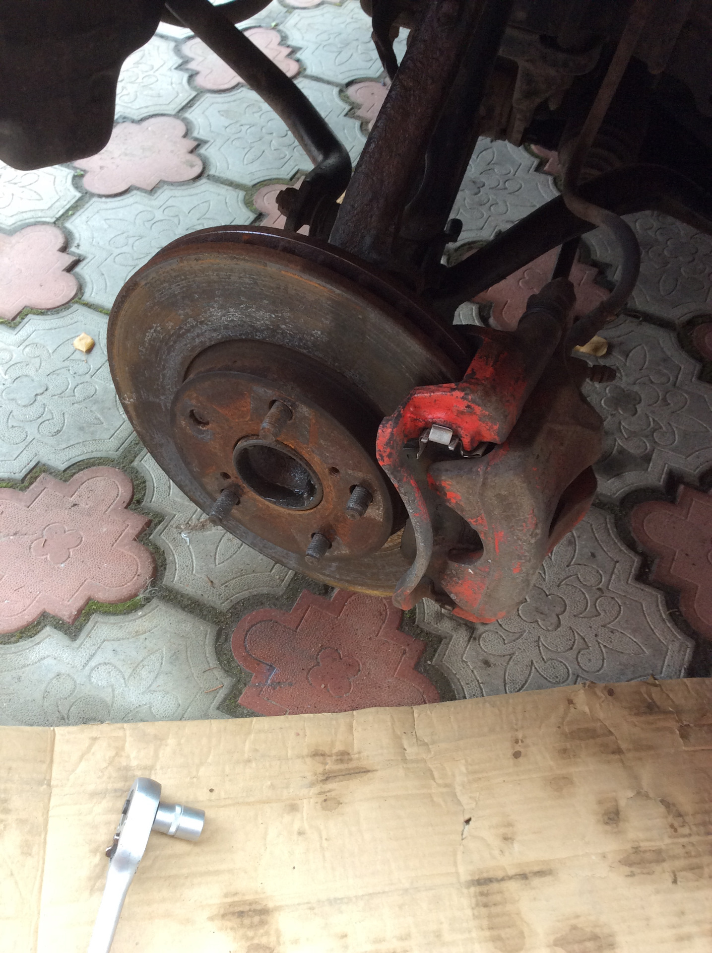 Установка тормозов от RS — Toyota Altezza, 3 л, 1999 года | тюнинг | DRIVE2