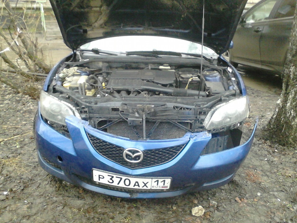 Снятие фары, замена ламп габаритов. - Mazda 3 (2G) BL, 1,6 л, 2012 года своими р