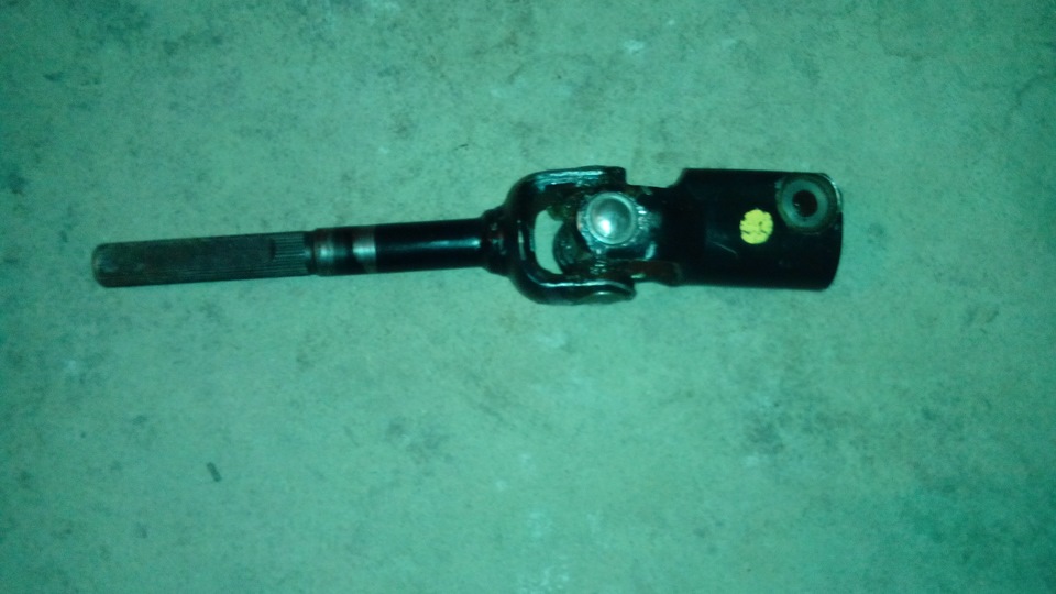 Заменил крестовину рулевого карданчика(нижнего) — Toyota Scepter, 2,2 л ...