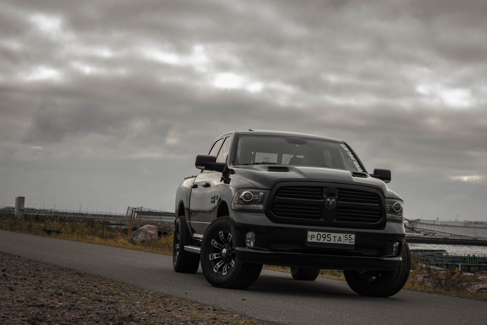 Dodge Ram 5 7l