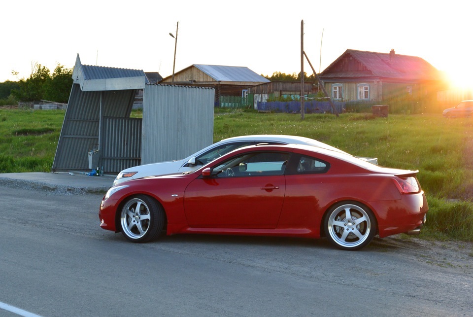 Infiniti g37 Coupe r20