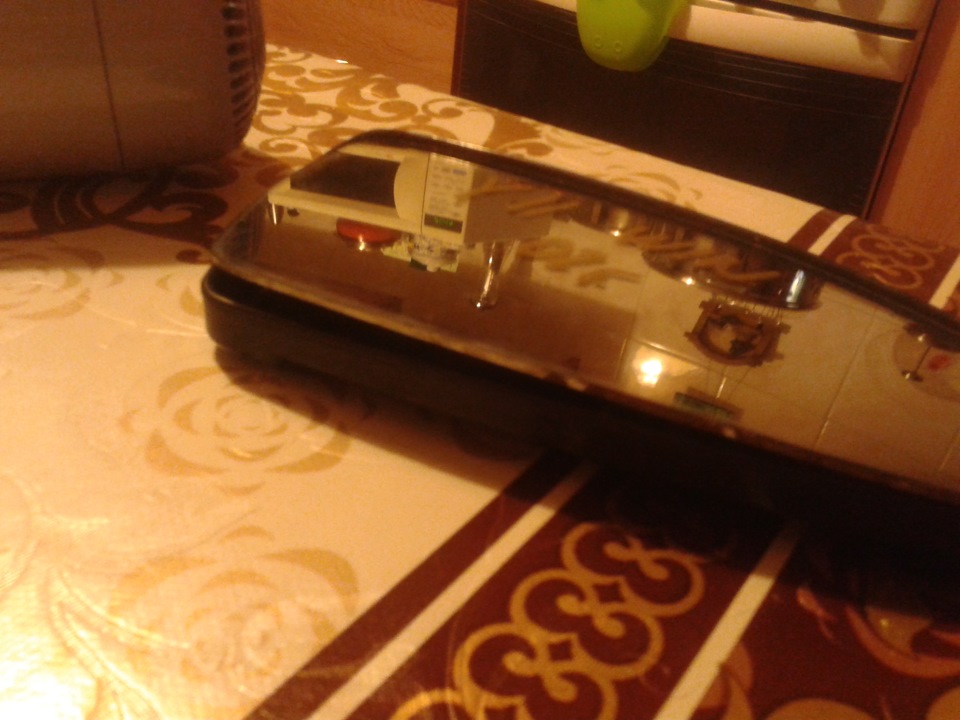 Разборка бокового зеркала для установки обогрева — Nissan Wingroad (Y11 ...