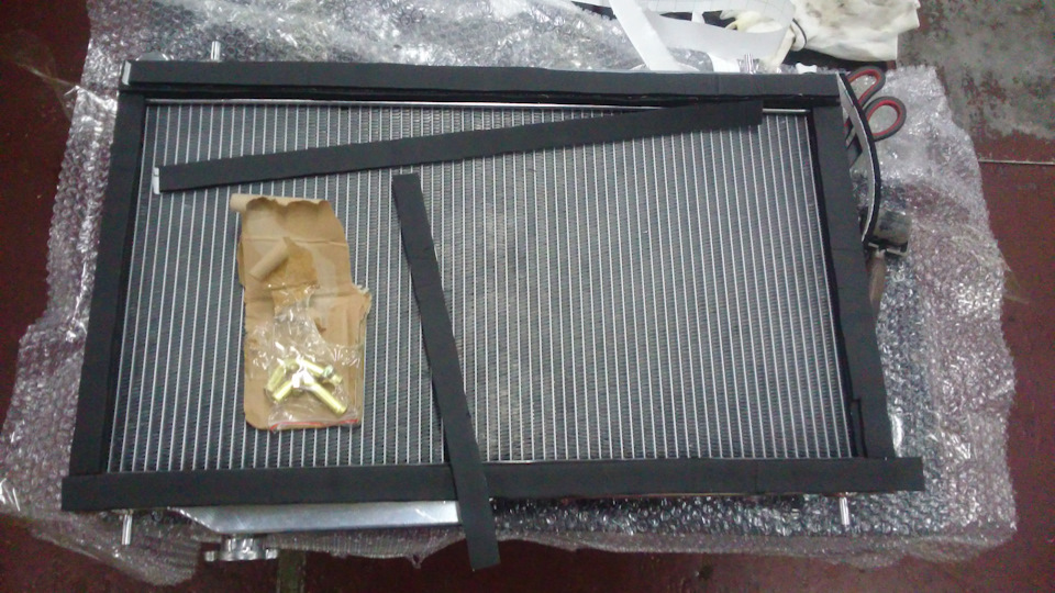 Цельноалюминиевый радиатор для авто