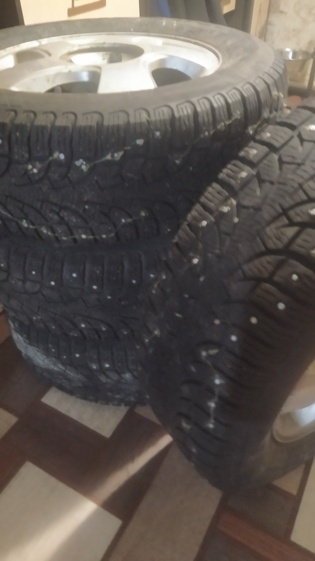 Ошиповка резины — Chery CrossEastar, 2 л, 2010 года | шины | DRIVE2