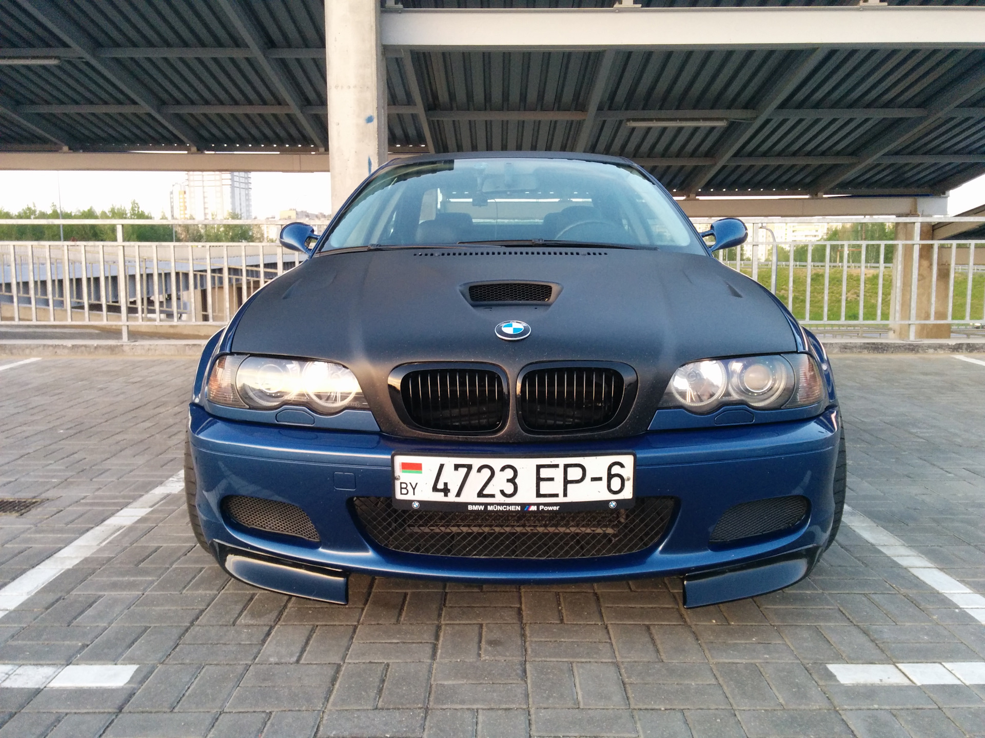 Бампер бмв е46. Bmw e46 m tech. Бмв е46 дорестайлинг. Передний бампер бмв е46. Е46 м бампер седан.