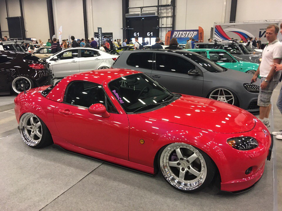 Royal Auto Show 2017 SPB ( II ) — Volkswagen Polo Sedan, 1,6 л., 2011