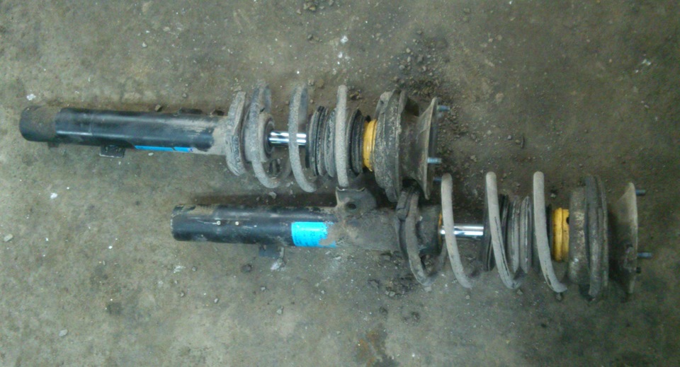 Земля им пухом — BMW 3 series (E90)