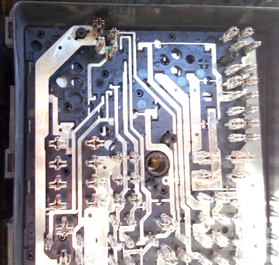 В чем же причина погасшего внешнего света. — Skoda Octavia Mk2, 1,6 л ...