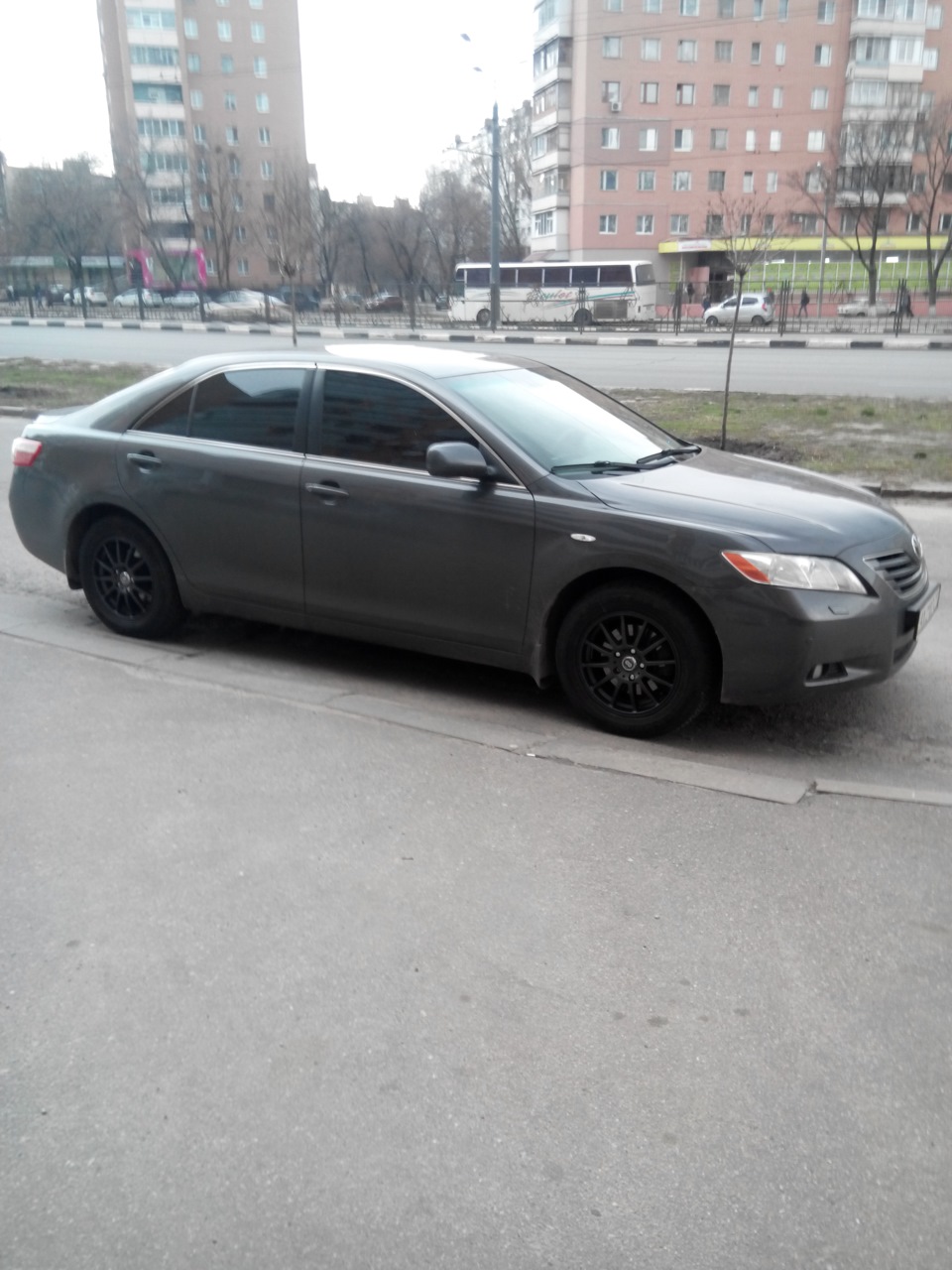 Прикупил себе диски — Toyota Camry (XV40), 2,4 л, 2007 года | колёсные диски  | DRIVE2