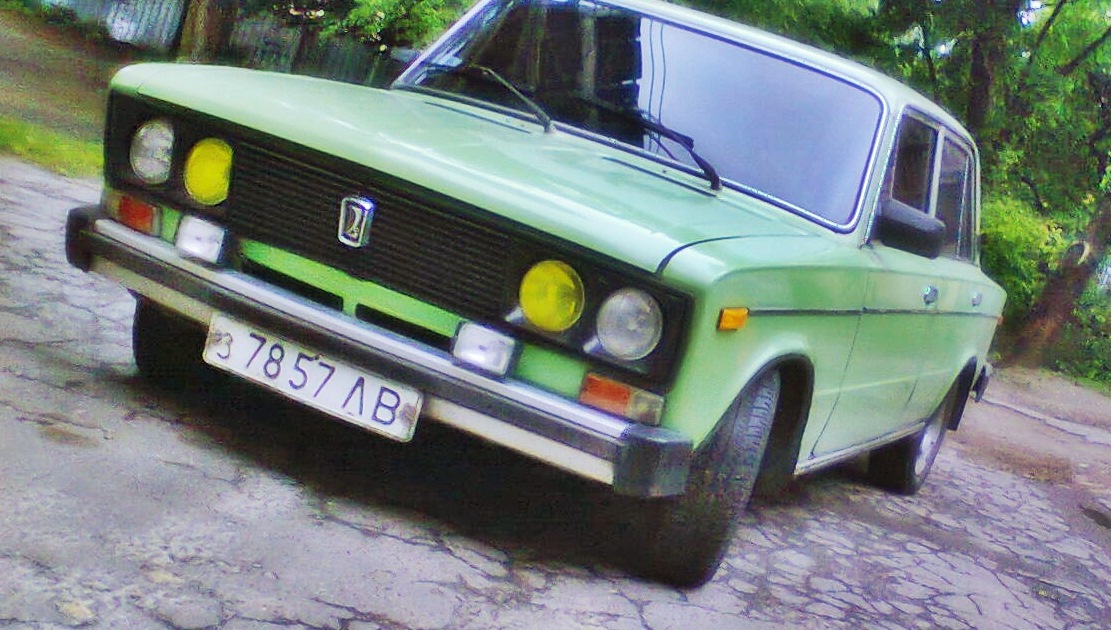 Billiard green color. зеленая шестерка. черно зеленая жигули 2106. Bmw x6 зеленый. зеленые цифры на белом фоне.