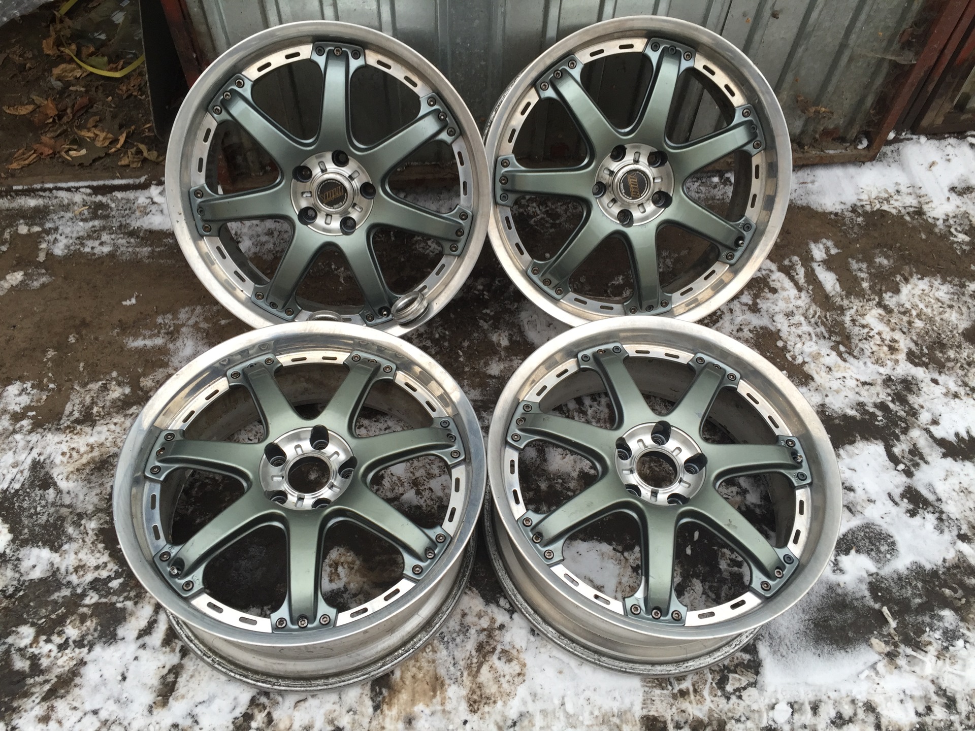 Rays volk racing ce28n 8 спиц. Volk te37 бронза. Rays 1. Литьё 17 rays volk racing te37. Rays 1.