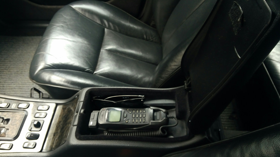 Замена центральной консоли с подлокотником - Mercedes-Benz CL-class (W140), 6 л,