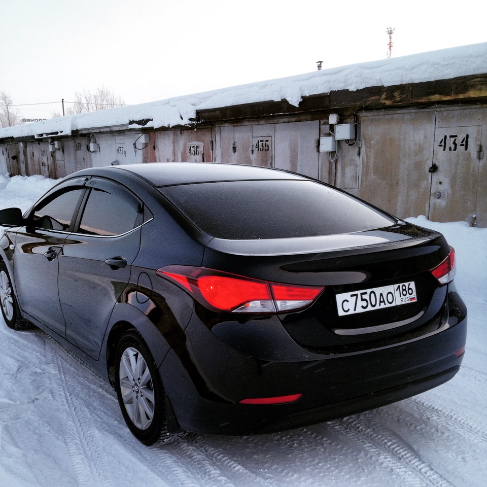 Как снять шильдик у элантры спереди машины Убрал шильдики - Hyundai Elantra (5G), 1,6 л, 2014 года стайлинг DRIVE2