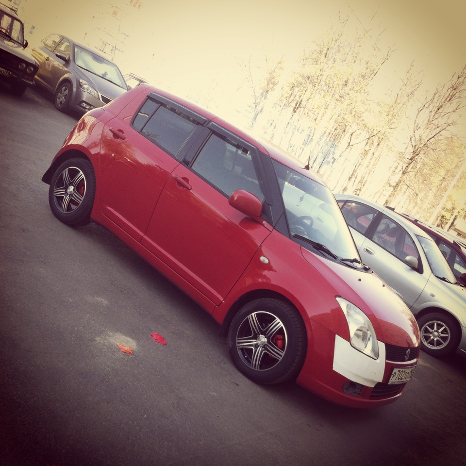 Мини-юбилей=) — Suzuki Swift (2G), 1,3 л, 2007 года | фотография | DRIVE2