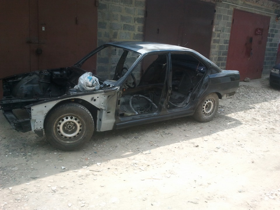 Perednie Vinty Bmw 5 Series 5 0 L 1993 Goda Na Drive2
